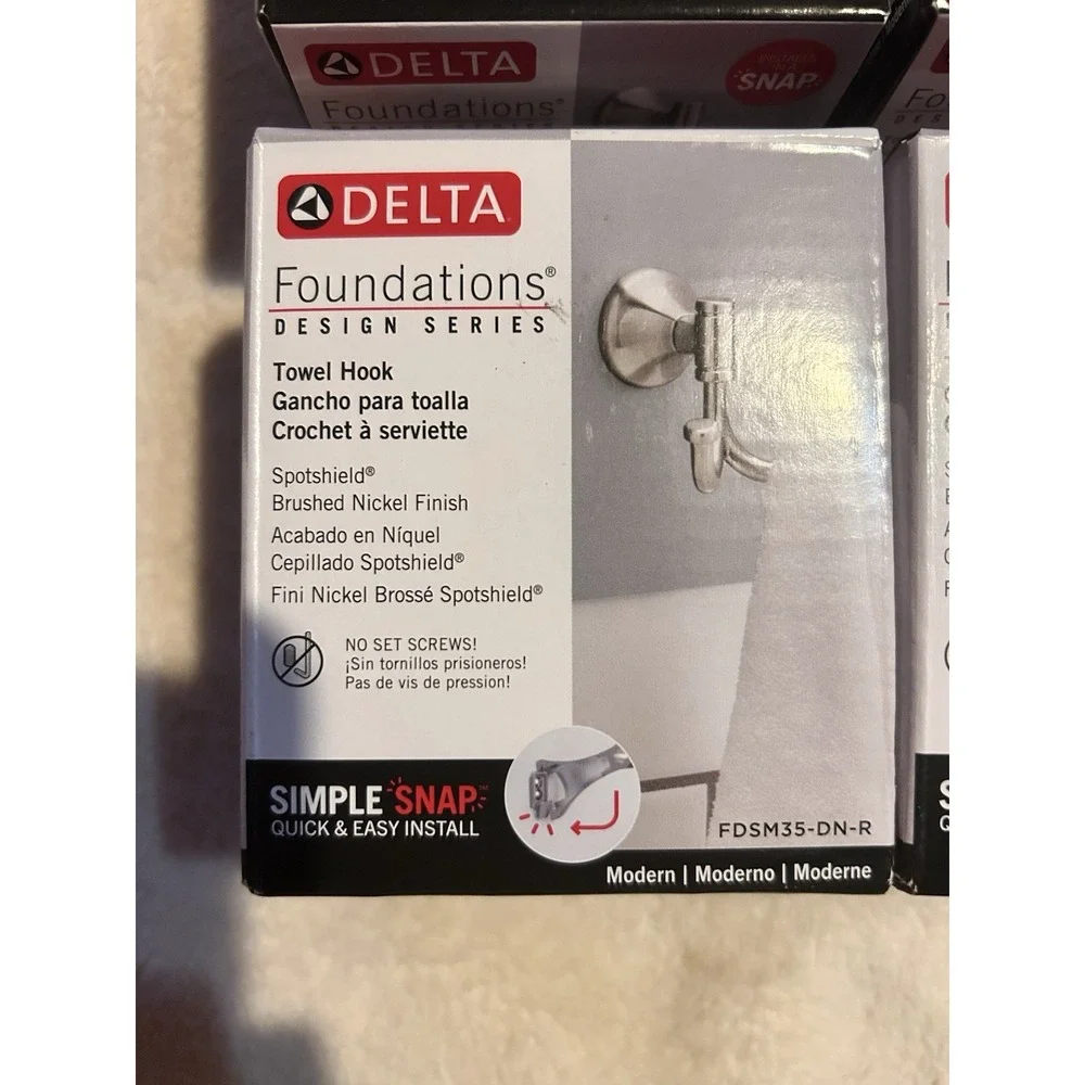 Lot of 4 Delta Foundations FDSM35-DN-R Towel Hooks Brushed Nickel SpotShield New
